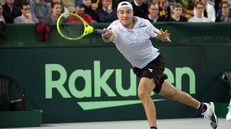 Zuschauer wie hier beim Davis Cup wird Jan-Lennard bei der neuen Tennis-Serie nicht mehr im Rücken haben.