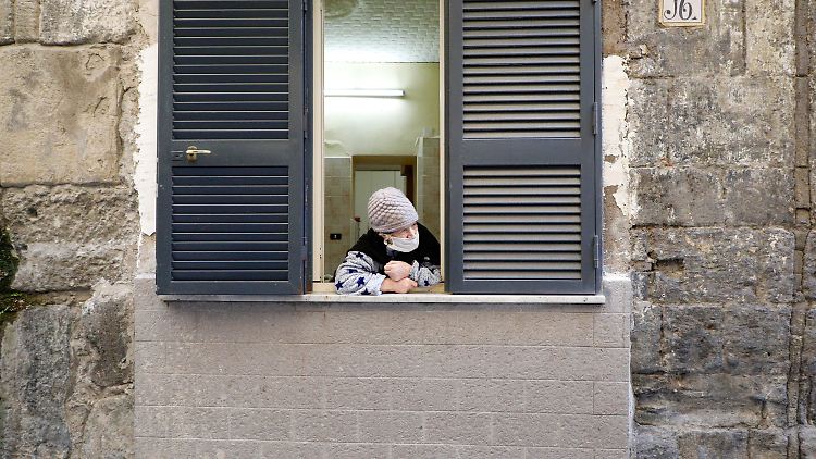 In Italien sind schon mehr als 10.000 Menschen am Coronavirus gestorben.