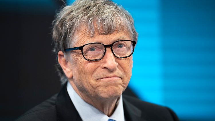 Wenn es einen Impfstoff gibt, muss er schnell in riesigen Mengen produziert werden können, sagt Bill Gates.  