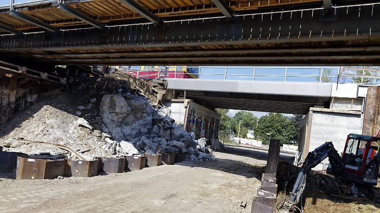 Die Bahn kämpft gegen einen Sanierungsstau bei Brücken.