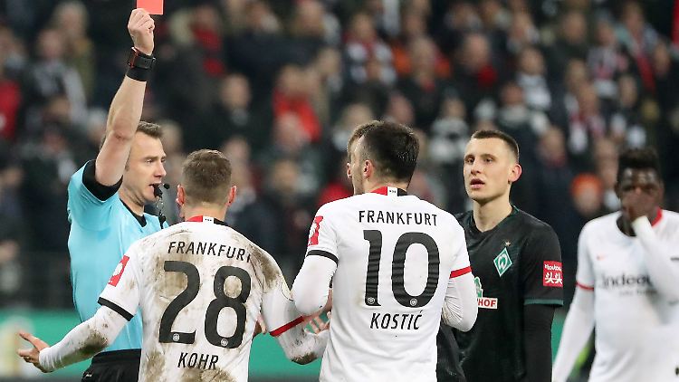 Es war natürlich alles ganz anders: Eine Situation, die auch Felix Zwayer kennt.