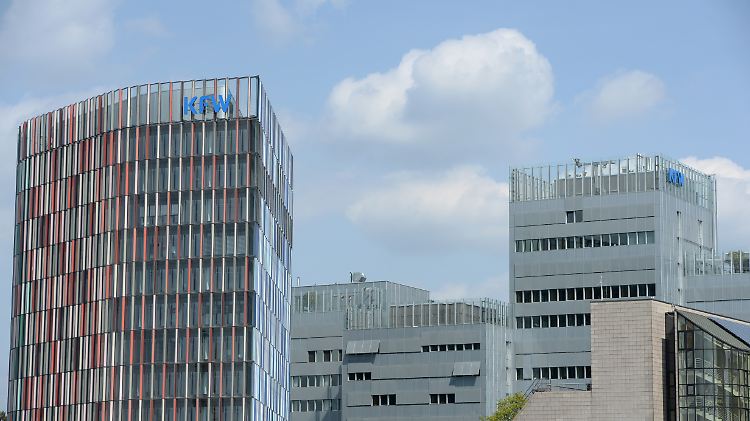 Die Zentrale der staatlichen Förderbank KfW in Frankfurt am Main. 