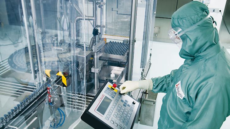 Medikamente aus Blutplasma von Biotest können die Sterblichkeit bei künstlich beatmeten Patienten mit schwerer Lungenentzündung deutlich senken, wie klinische Studien zeigten. 