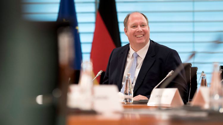 Als Kanzleramtsminister ist Helge Braun der wichtigste Manager der Kanzlerin.
