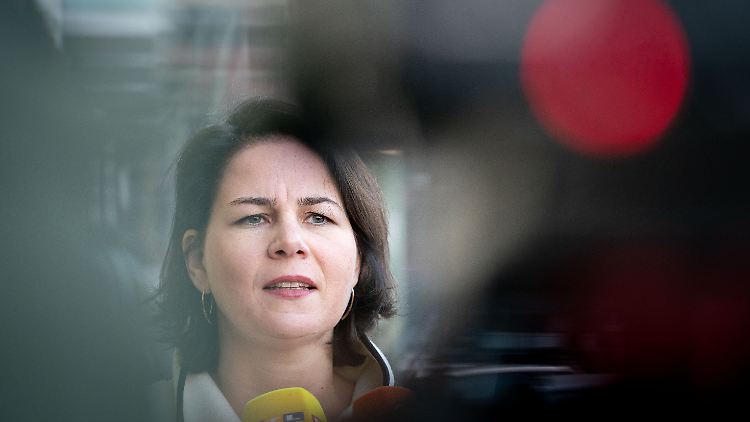 Annalena Baerbock wirft der Bundesregierung Untätigkeit in Bezug auf die Flüchtlingslager vor.