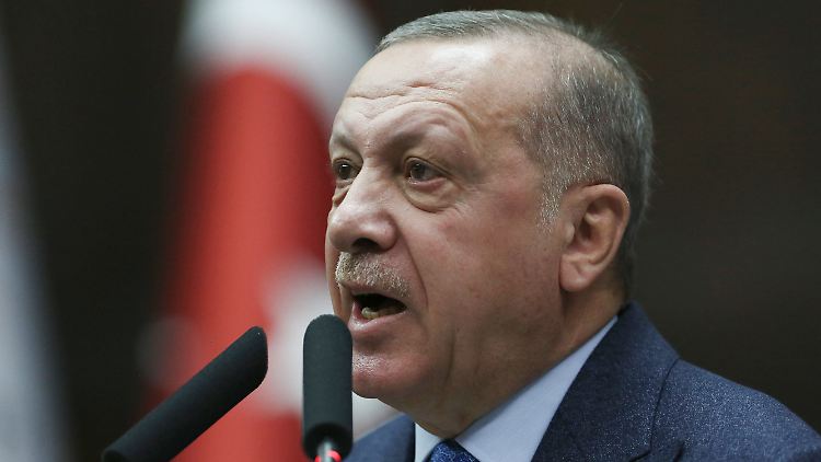 Erdogan hatte die türkischen Bürger aufgefordert, während der Corona-Krise an wirtschaftlich Benachteiligte zu spenden.