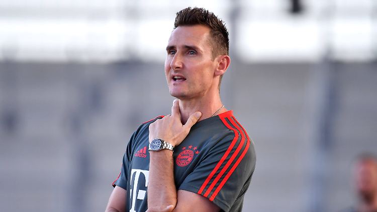 Aktuell trainiert Klose die U17 des FC Bayern.