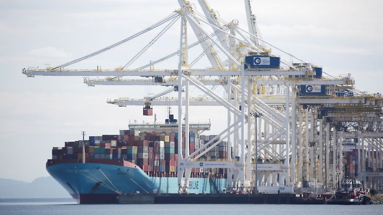 Im besten Fall, rechnet die WTO vor, schrumpft der Welthandel um 13 Prozent.