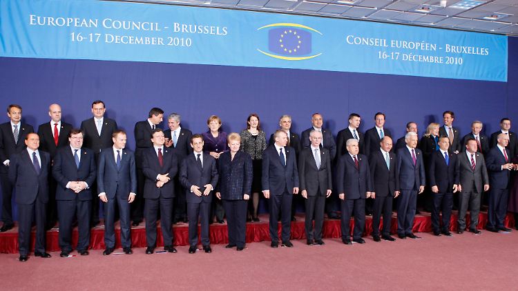 Das traditionelle "Familienfoto" mit den Teilnehmern des Gipfels.
