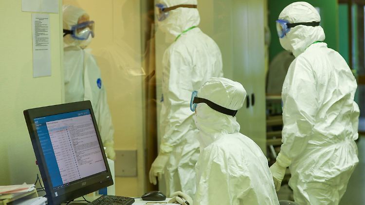 Krankenhäuser führen in der Krise sensible Daten, Pharmaunternehmen arbeiten an Lösungen. (Symbolbild)