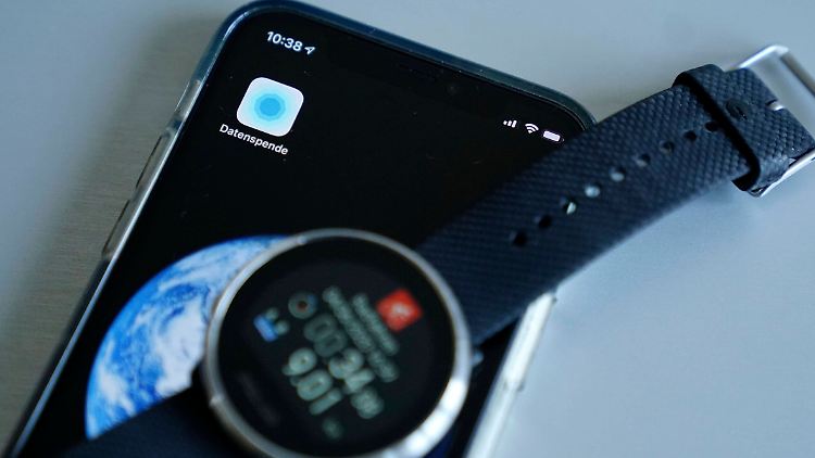 Die Datenspende-App des RKI soll helfen, wertvolle Erkenntnisse über die tatsächliche Verbreitung des Coronavirus in Deutschland zu erlangen.