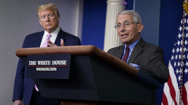 Anthony Fauci befürchtet einen starken Anstieg der Infektionszahlen nach den Feiertagen.