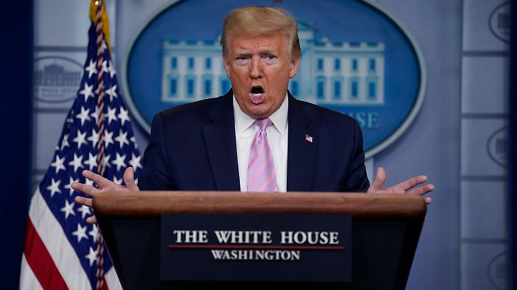 Die einzige größere Maßnahme, die Trump frühzeitig gegen das Coronavirus in Stellung brachte: Der "Travel Ban" bleibt in Kraft.