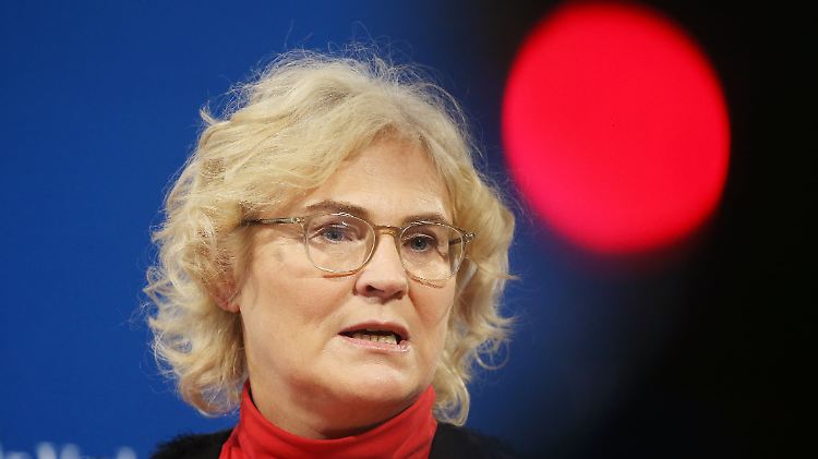 "Verhältnismäßige Einschränkungen einiger Grundrechte sind nicht vermeidbar."