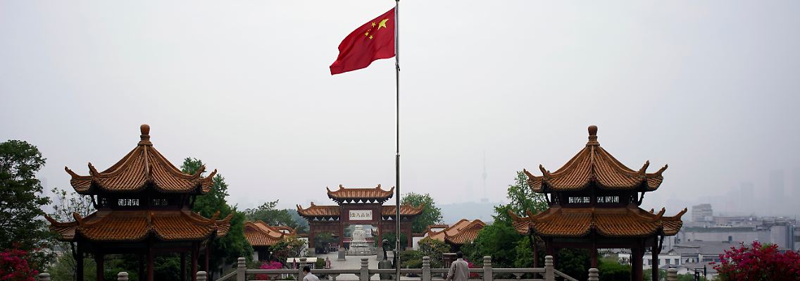 2020-04-10T035436Z_773940234_RC2F1G9VVH29_RTRMADP_3_HEALTH-CORONAVIRUS-CHINA-WUHAN.JPG