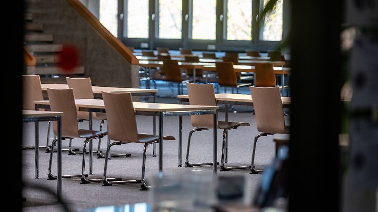 Vor allem durch geschlossene Bibliotheken fielen viele Lernmöglichkeiten weg, argumentieren die Studierendenvertreter.