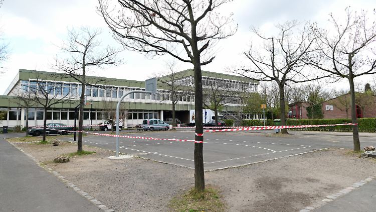 "Der Schulhof darf nicht zum Austauschort für Viren werden", warnen Wissenschaftler.