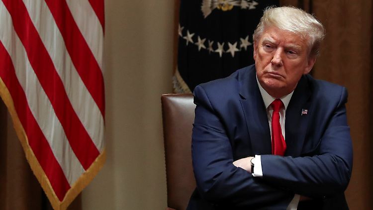 Will US-Präsident Trump die Anerkennung für Corona-Hilfen für sich allein beanspruchen?