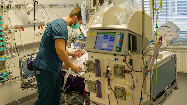Laut bayrischem Gesetz könnte medizinisches Personal zwangsverpflichtet werden.