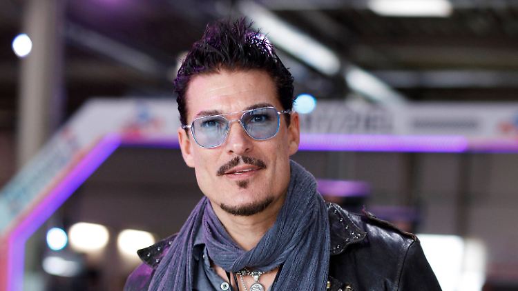 Diesen Look hat Chris Töpperwien aufgrund der Corona-Krise abgelegt.