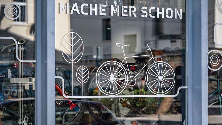 Nur Auto-, Fahrrad- und Buchhändler dürfen unabhängig von der Ladengröße öffnen.