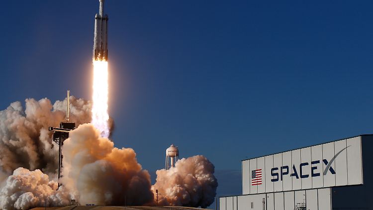 Bislang hat SpaceX nur Versorgungsflüge durchgeführt.