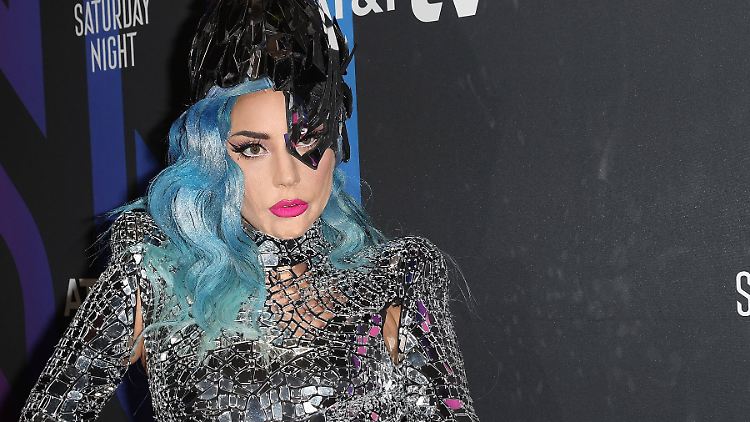 Lady Gaga ist für ihre extravaganten Looks bekannt.