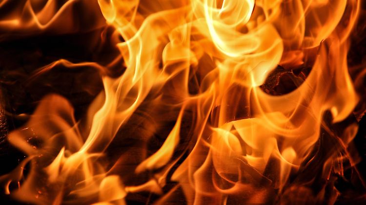 Feuerwehren aus zahlreichen Orten eilten zu Hilfe. 