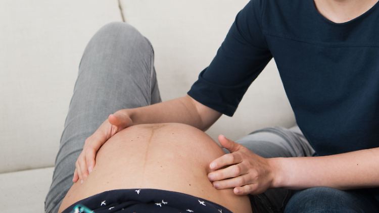 Die Daten offenbaren: Die Babys von Frauen mit einer Infektion während der Schwangerschaft haben nach der Geburt häufiger Probleme.