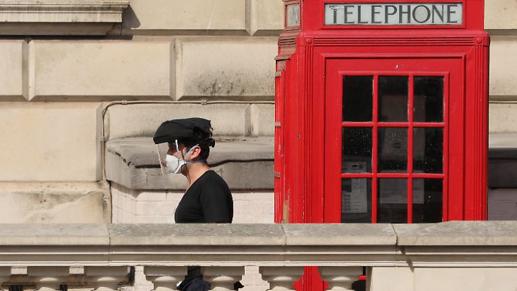 Social Distancing, Shutdown, Homeoffice: Mit dem Coronavirus verbreiten sich auch immer mehr Anglizismen in der deutschen Sprache.