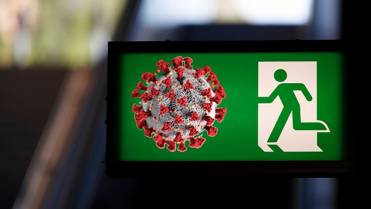 Eine App, die die Rückverfolgung von Infektionsketten ermöglicht, könnte ein Ausweg aus der Misere sein, das Coronavirus derzeit nur über Distanzregeln eindämmen zu können.