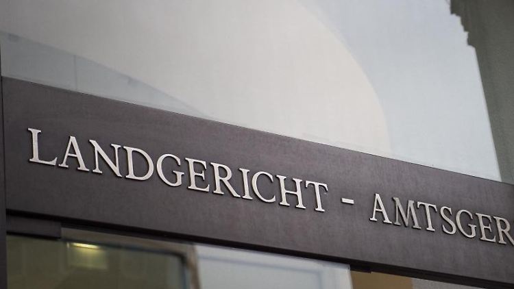 Das Verfahren wird mehrere Monate dauern. 