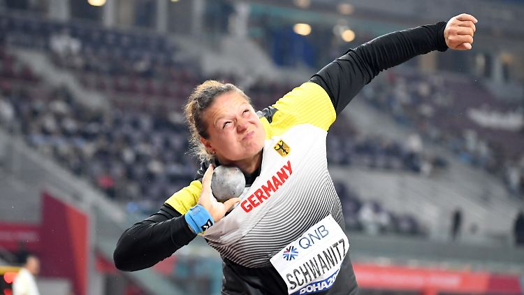 Kugelstoßerin Christina Schwanitz gtewann bei der WM 2019 in Doha Bronze.