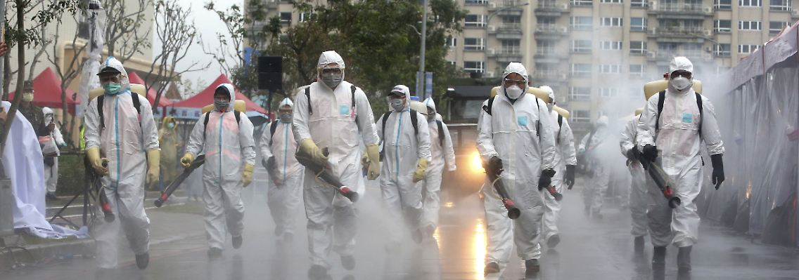 Behörden in Taiwan führten damals die Übung durch, um die Situation vor und nach einer Infektionswelle der Gemeinden mit dem neuartigen Coronavirus zu simulieren.