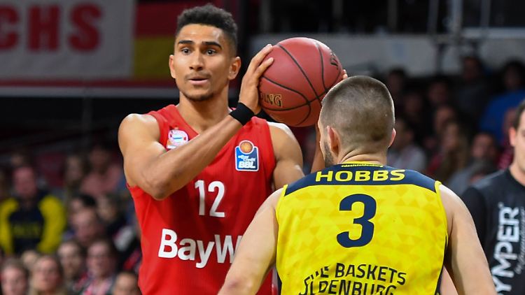 Tabellenführer FC Bayern (hier mit dem deutschen Nationalspieler Maodo Lo) wirbt seit Wochen für eine Saison-Fortsetzung.