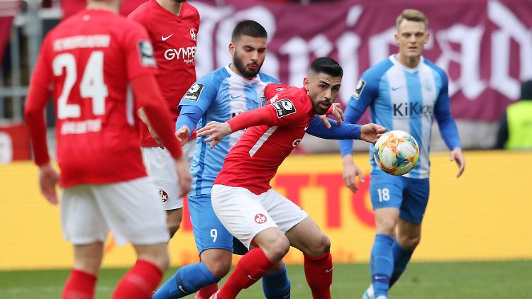 Am letzten Spieltag vor der Unterbrechung trennten sich Kaiserslautern und Meppen 3:3 - in der Frage, wie es weitergeht, enthielten sich beide.