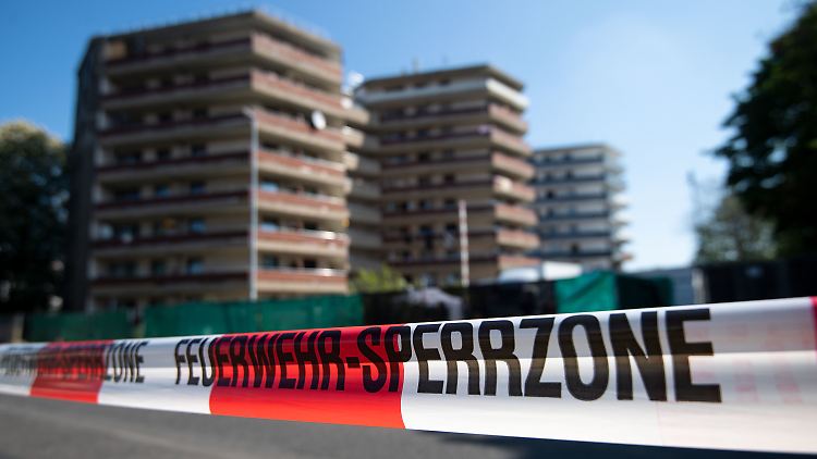 Der Gebäudekomplex in Grevenbroich ist abgeriegelt.