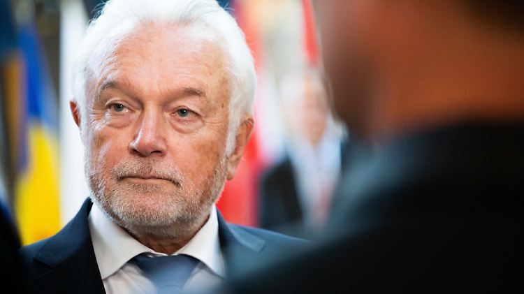 FDP-Vizechef Kubicki kritisiert das Robert-Koch-Institut massiv.
