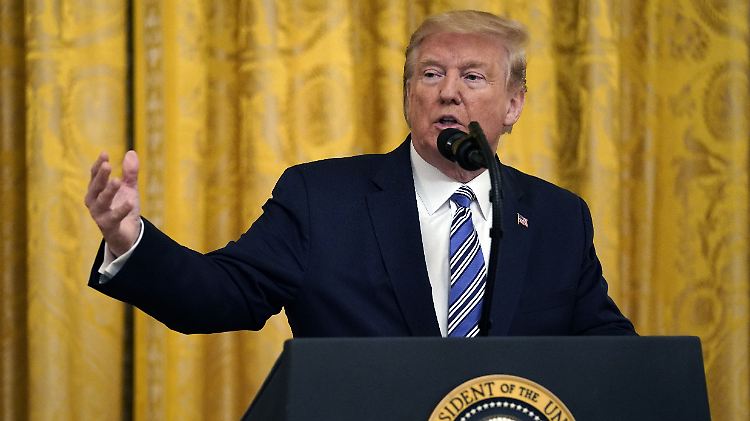 Für US-Präsident Trump ist klar: Die USA haben das Schlimmste in der Corona-Krise hinter sich.