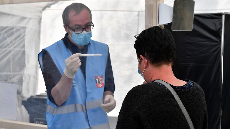 Corona-Test in Berlin: Nicht einmal die Hälfte der Testkapazität wird momentan ausgeschöpft.