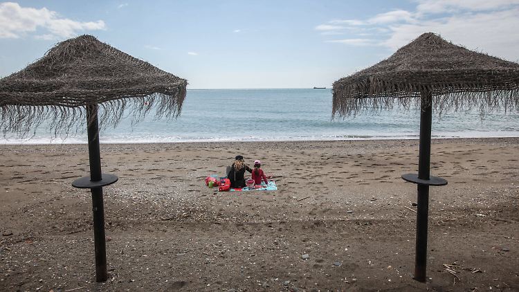 An Spaniens Strände im Sommer? Ob das klappt, ist ziemlich ungewiss.