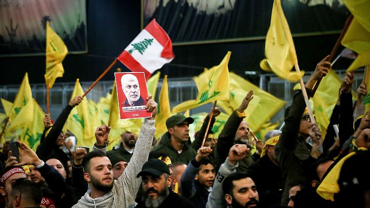 Hisbollah-Anhänger bei einer Demonstration im Libanon