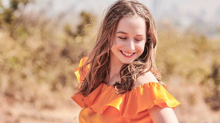 Kehrt vor die Fernsehkamera zurück: Senta-Sofia Delliponti alias Oonagh.