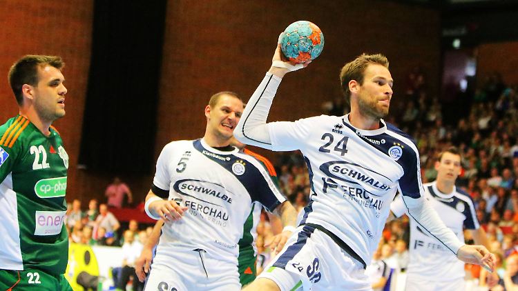 Frederik Larsson spielte von 2012 bis 2014 im Rückraum des VfL Gummersbach.