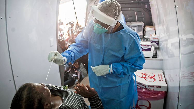 Knapp 200.000 Tests auf Sars-CoV-2 wurden in Südafrika bereits durchgeführt.