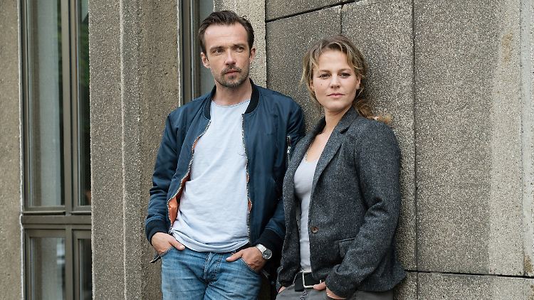 Für Kriminalhauptkommissar Adam Raczek (Lucas Gregorowicz) und Kriminalhauptkommissarin Olga Lenski (Maria Simon) ist es ein Trip in die Wahnwelten zwischen Gott, Glauben und Gewalt.