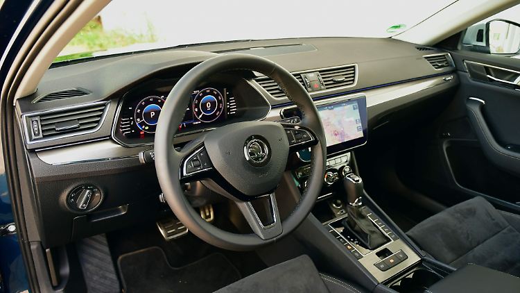 Das Innenleben des Skoda Superb Scout kann mit einigen finanziellen Einsatz noch etwas aufgepeppt werden.