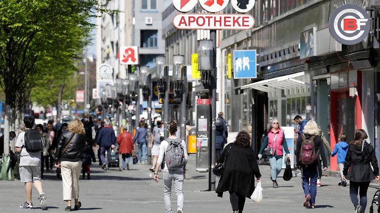 Die Fußgängerzonen dürften sich in den kommenden Wochen weiter füllen, sollten Restaurants wieder öffnen.