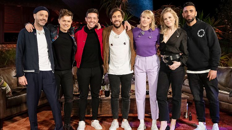 Jan Plewka, Michael Patrick Kelly, Nico Santos, Max Giesinger, Lea, Ilse DeLange und MoTrip (v.l.)