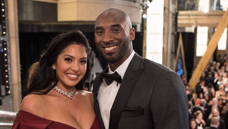 Vanessa Bryant trauert um ihren Ehemann Kobe und die gemeinsame Tochter.
